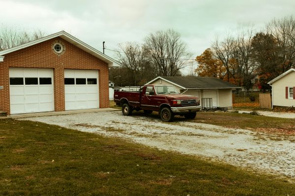 Découvrez les avantages d'une porte isolante garage-maison